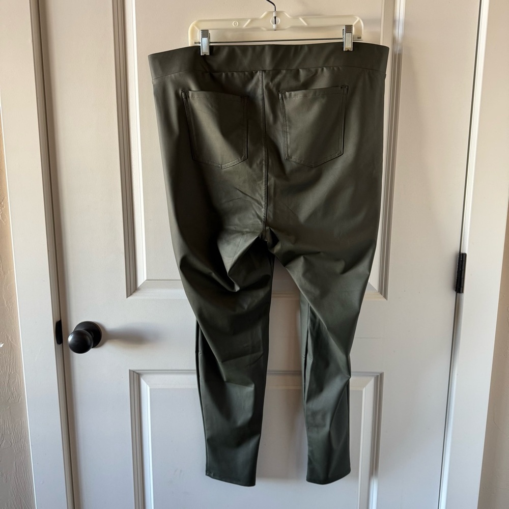 Torrid faux leather leggings - Picture 5 of 13
